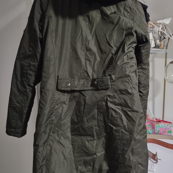 Coat - Picture 2 of 3